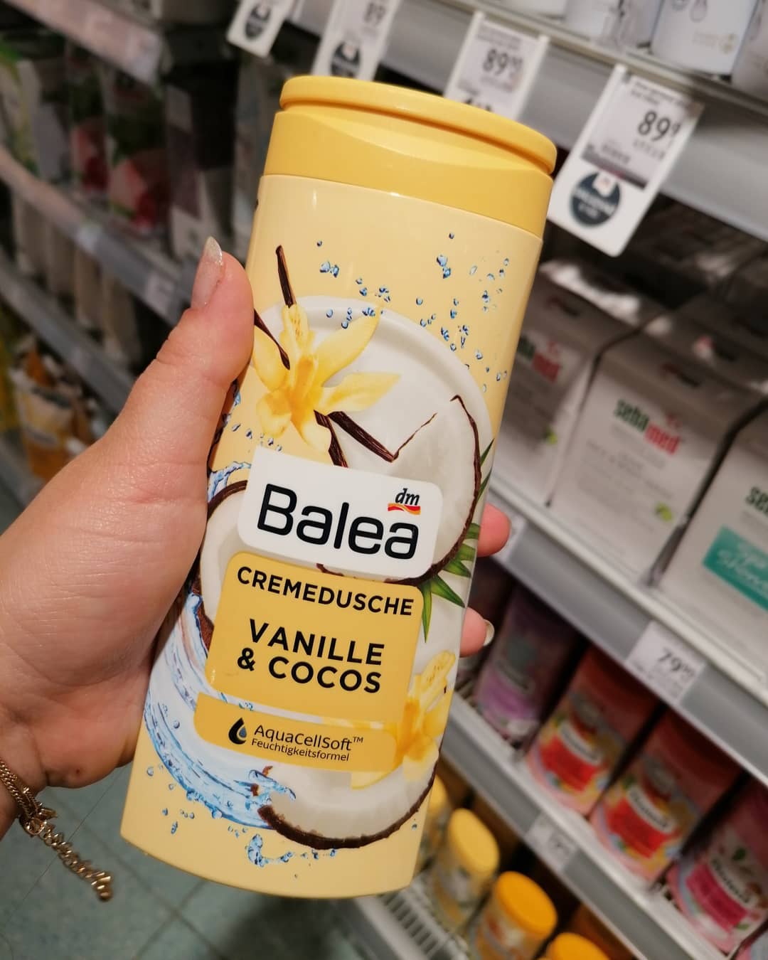 Sữa tắm Balea hương vani và dừa